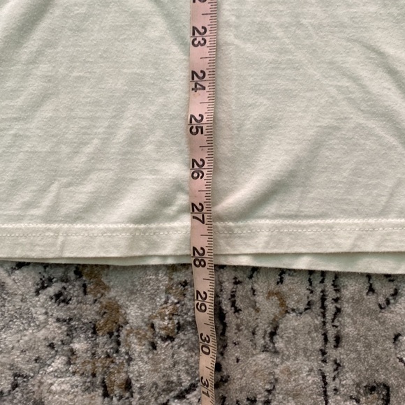 Vintage Levi’s Tee - Picture 3 of 4